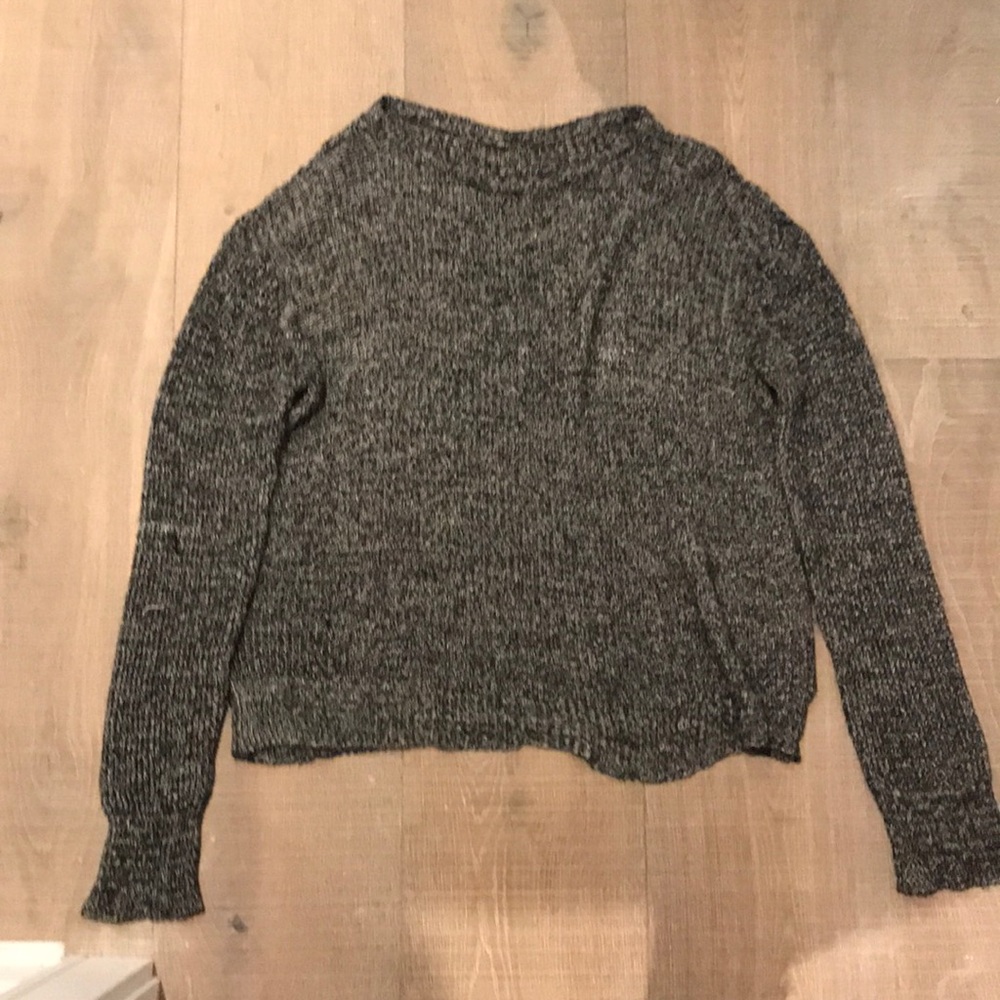 Brandy Melville sweater
